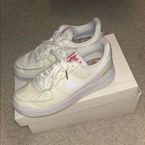 Nike Air Force Once's